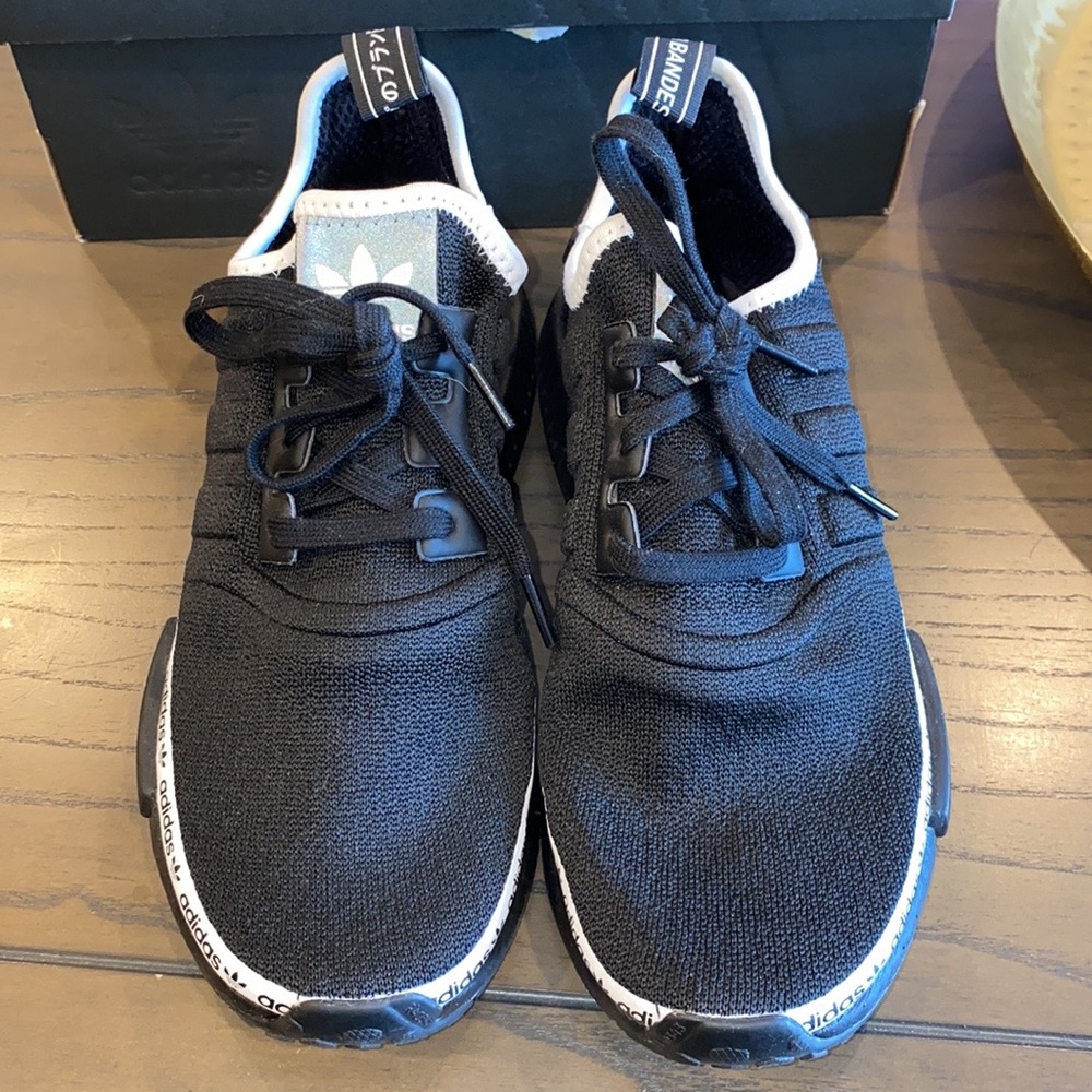 Adidas NMD R1 Sneakers